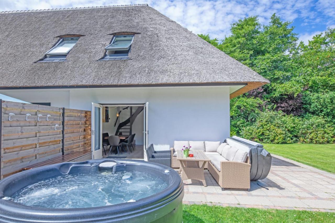 The Island Life Texel Met Jacuzzi Villa Де Коох Екстериор снимка